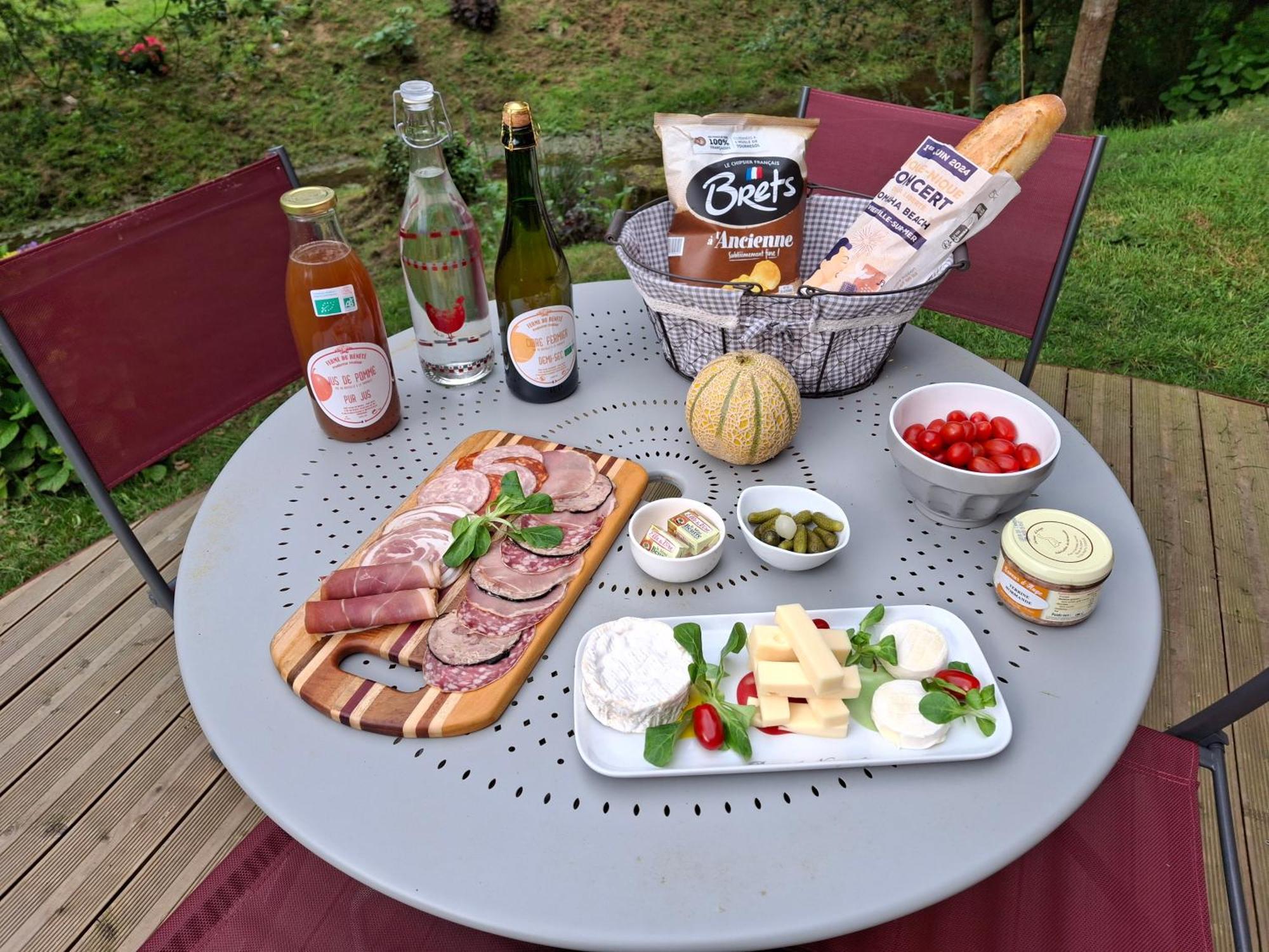Вілла L'Authentique Tonneau A Cidre D'Emma Litteau Екстер'єр фото